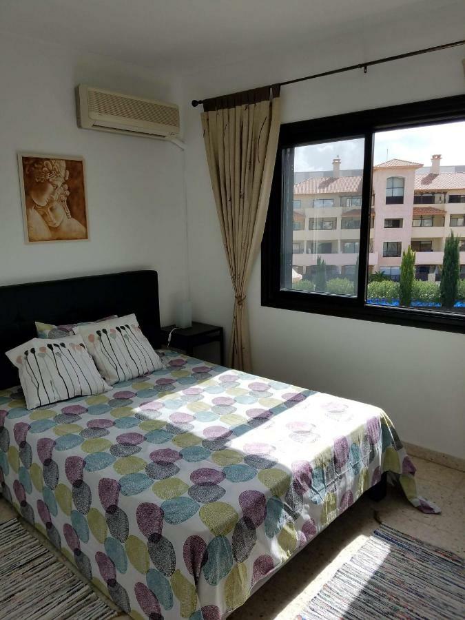 Kings Avenue - Natalia'S Apt Paphos Eksteriør billede
