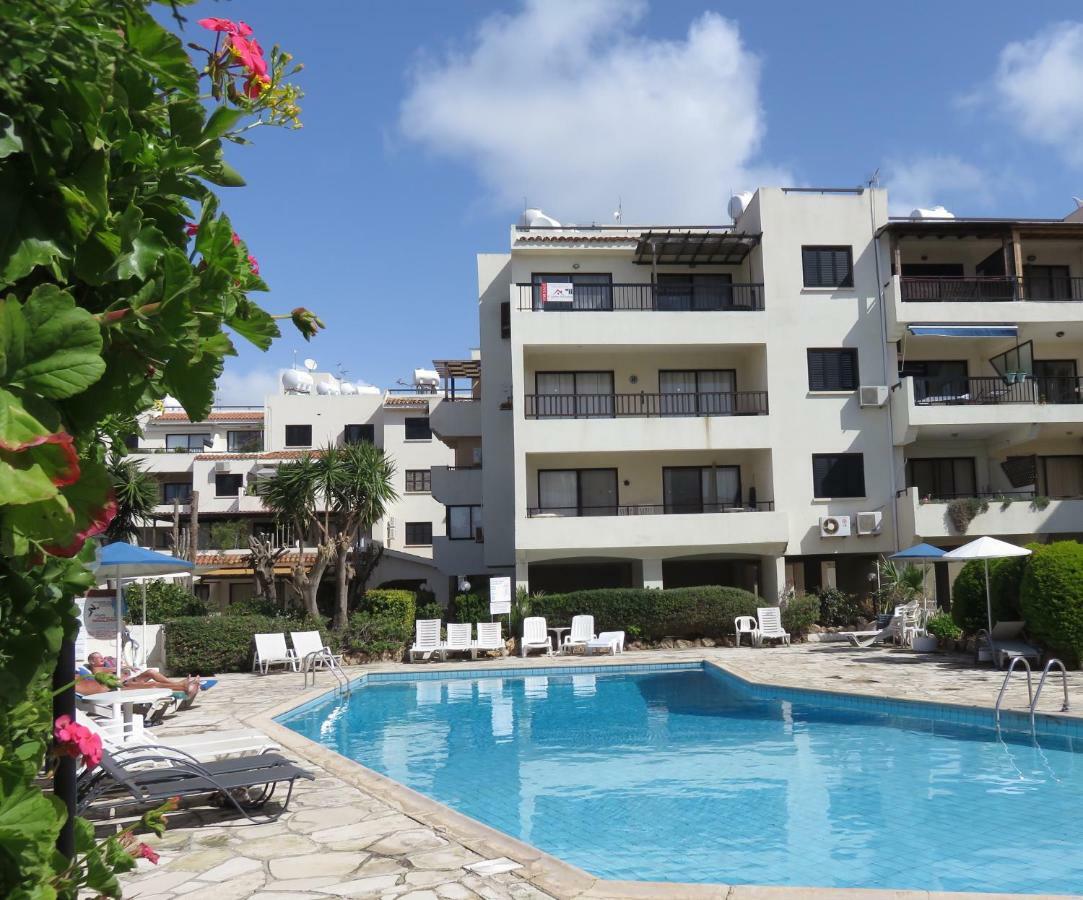 Kings Avenue - Natalia'S Apt Paphos Eksteriør billede